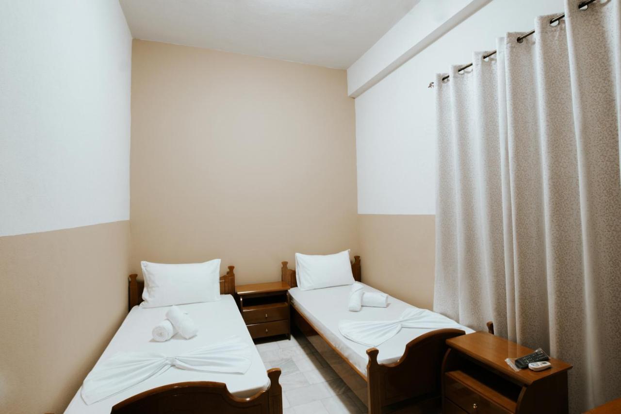 Hotel Lunxheria Gjirokastër 외부 사진