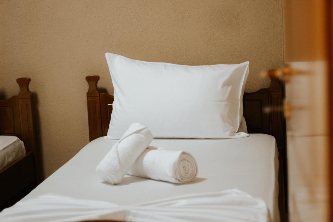 Hotel Lunxheria Gjirokastër 외부 사진