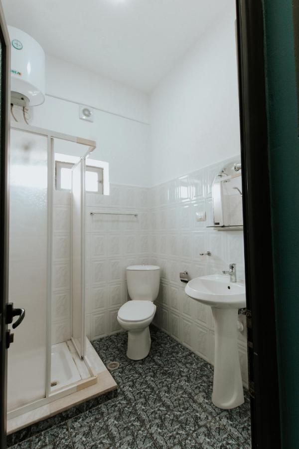 Hotel Lunxheria Gjirokastër 외부 사진