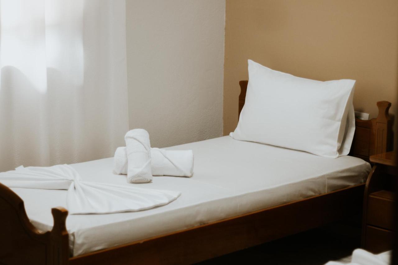 Hotel Lunxheria Gjirokastër 외부 사진
